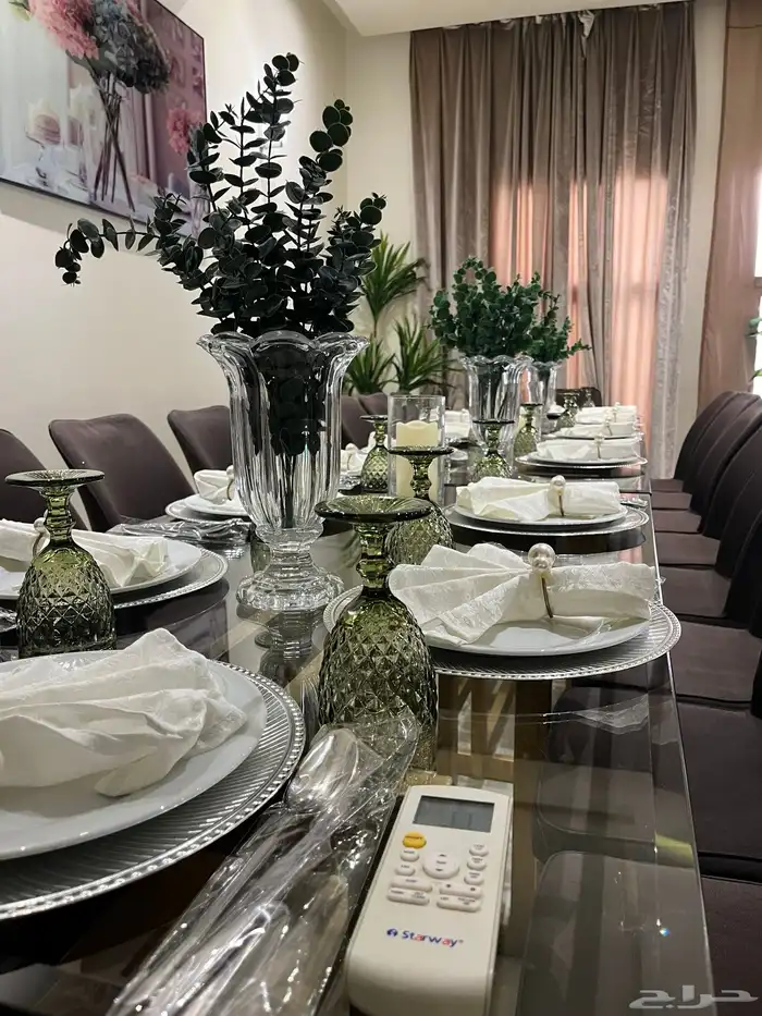 طاولات طعام 10