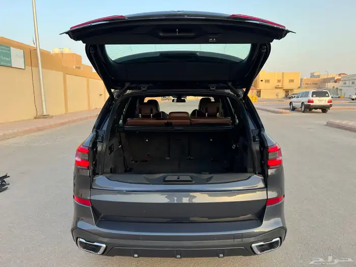 بي ام دبليو الفئة X5 جيب 2020  فل كامل نظيف جدا  وكالة 53