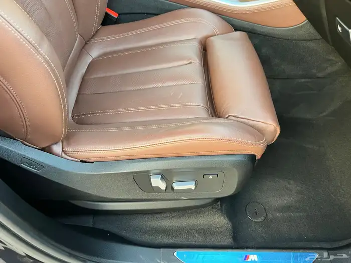 بي ام دبليو الفئة X5 جيب 2020  فل كامل نظيف جدا  وكالة 50
