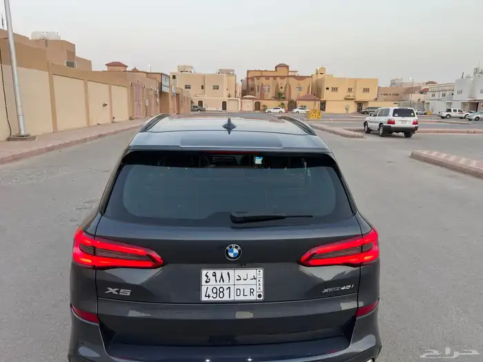 بي ام دبليو الفئة X5 جيب 2020  فل كامل نظيف جدا  وكالة 10