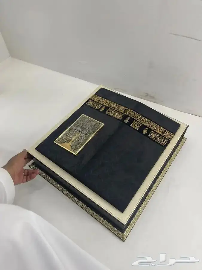 بوكسات وأطقم جلدية مكتبية 39