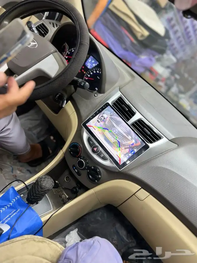 شاشات سيارات   بجميع النواع الشاشات لجميع السيارات 0