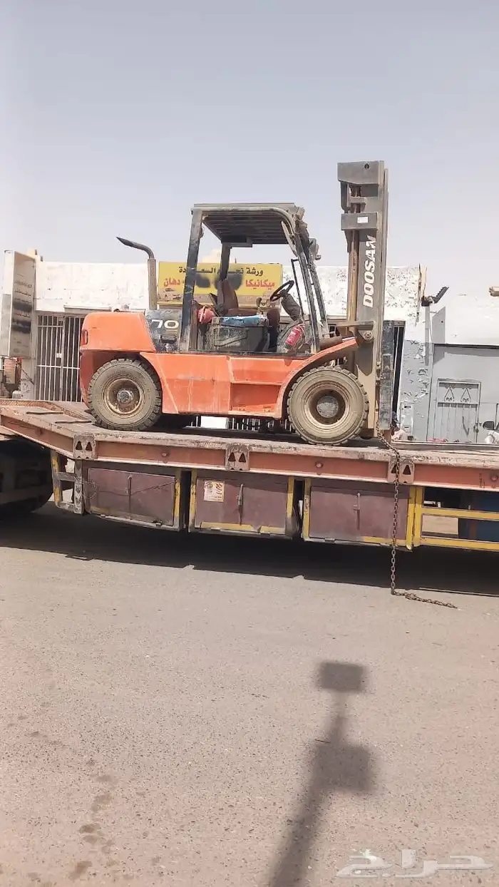 روافعه شوكيه للايجار الشهري تبوك ضباء حقل 1