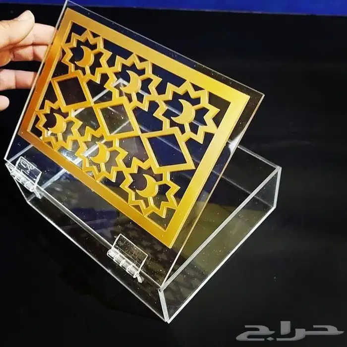 متخصصين في اللوحات التجاريه والحفر ليزر على الخشب والاكريلك 26