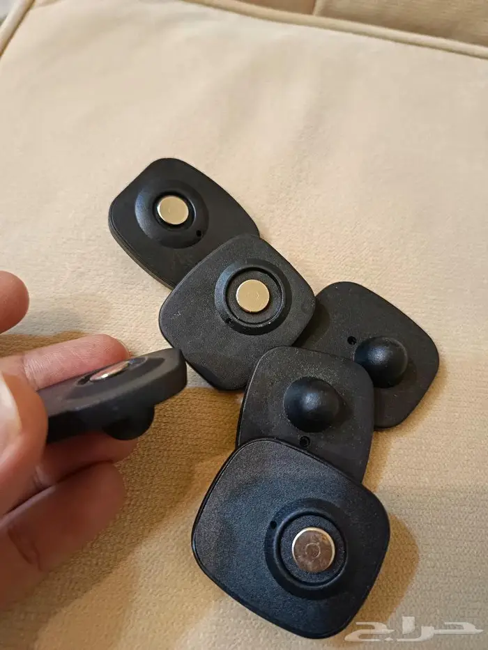 حرامي .. تاغ .. دبوس .. حماية المنتجات من السرقة 0