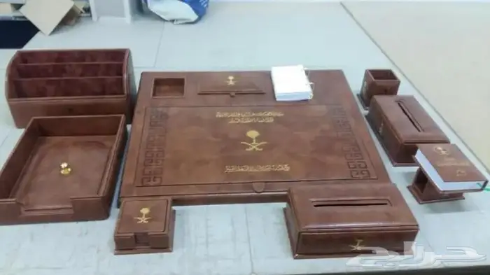 بوكسات وأطقم جلدية مكتبية 23