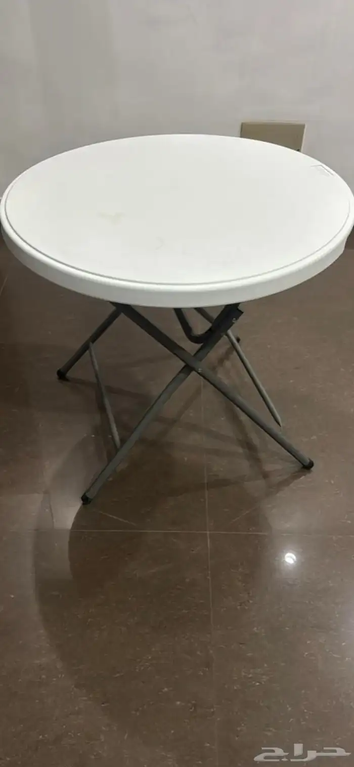 كراسي و طاولات للمناسبات للبيع 0