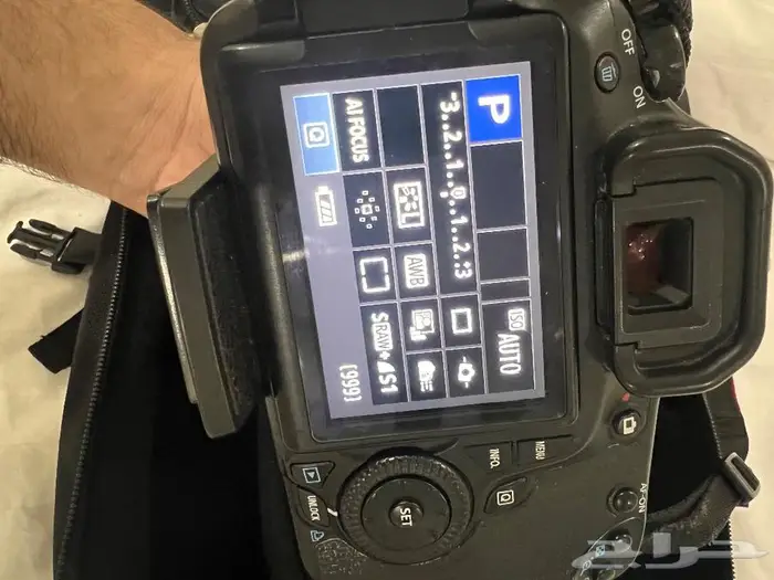 كانون 60d الفاخرة نظيفه جدا مع عدسات واستوديو كامل 6