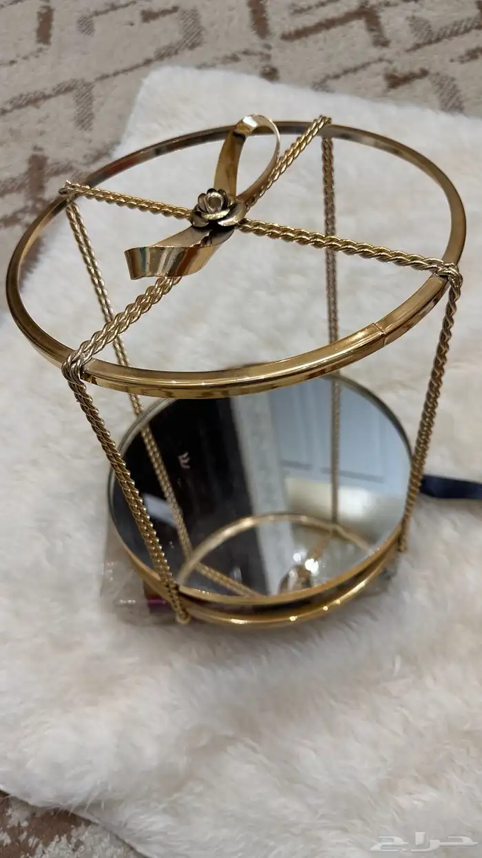 شيال موية اوعصيرات او توزيعات استاند ذهبي بسعر مخفض وكويس 0