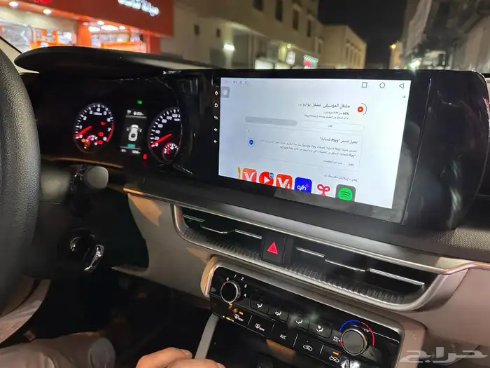 شاشة كيا K 5 2024 بنظام اندرويد 10 انش ايباد 4