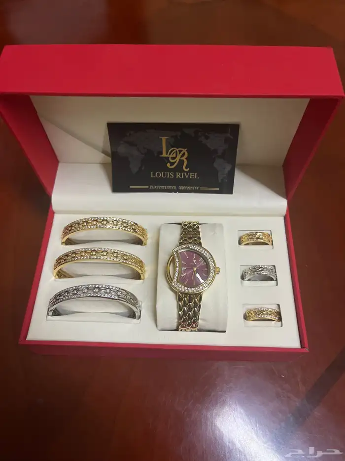 طقم ساعه مع اساور ذهب 0