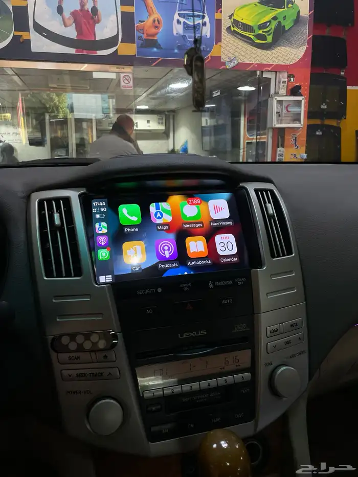 شاشة لكزس RS330 2005 4