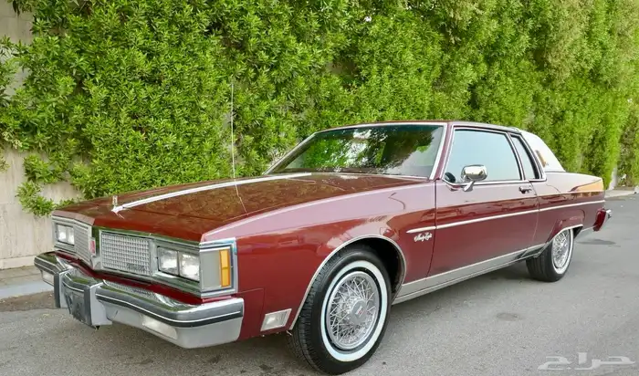 1983 Oldsmobile Ninety-Eight Regency 3