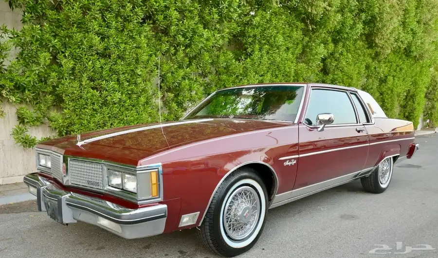 1983 Oldsmobile Ninety-Eight Regency 3