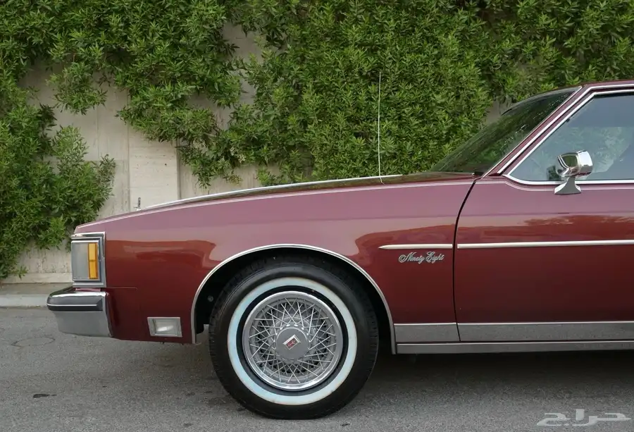 1983 Oldsmobile Ninety-Eight Regency 24