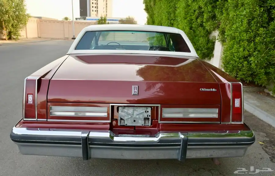 1983 Oldsmobile Ninety-Eight Regency 26