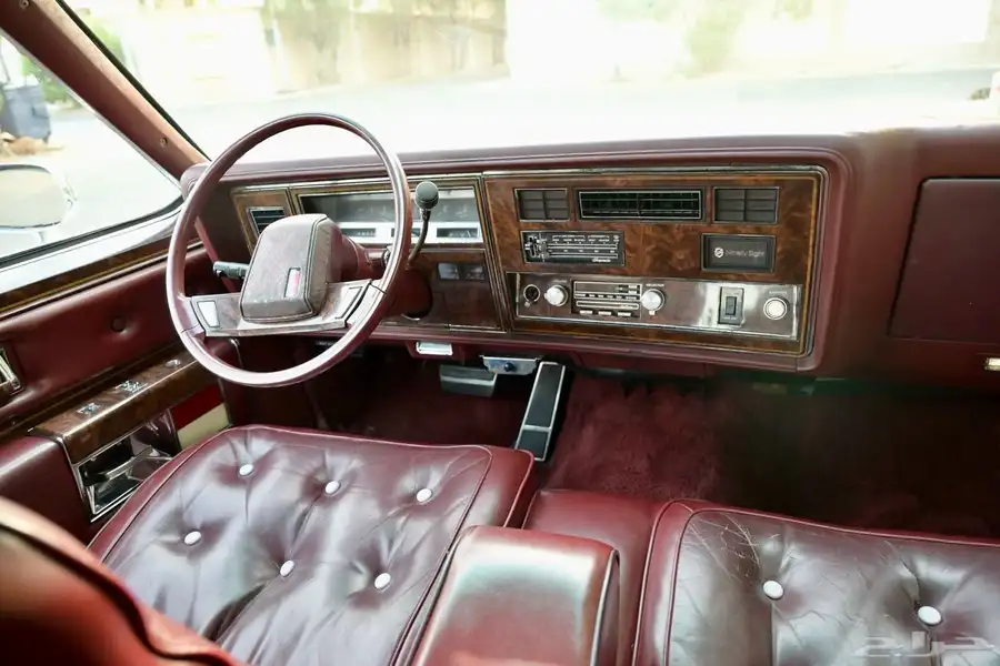 1983 Oldsmobile Ninety-Eight Regency 46