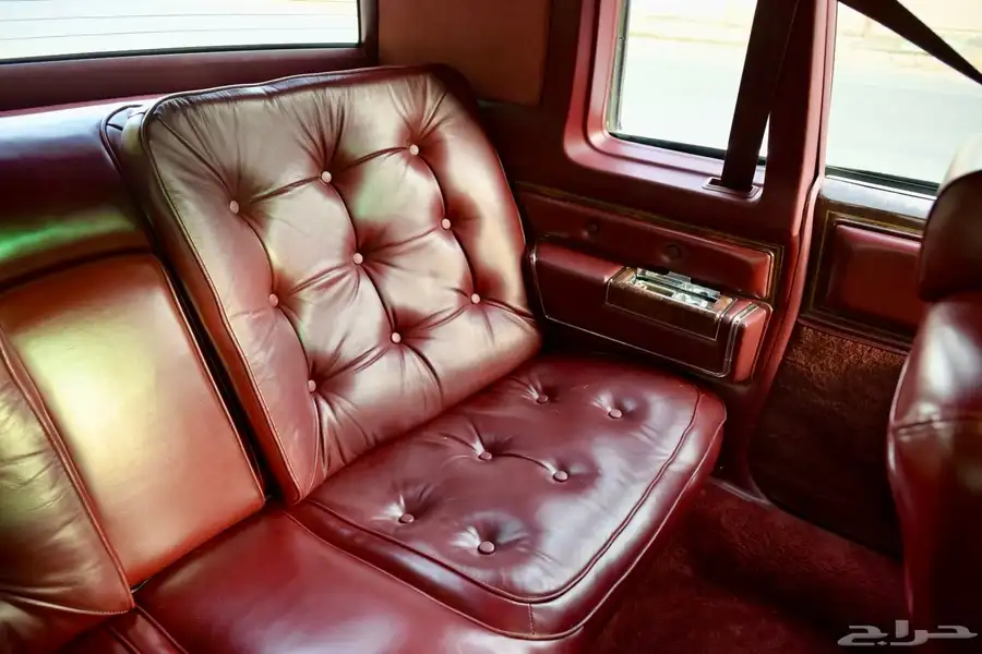 1983 Oldsmobile Ninety-Eight Regency 44