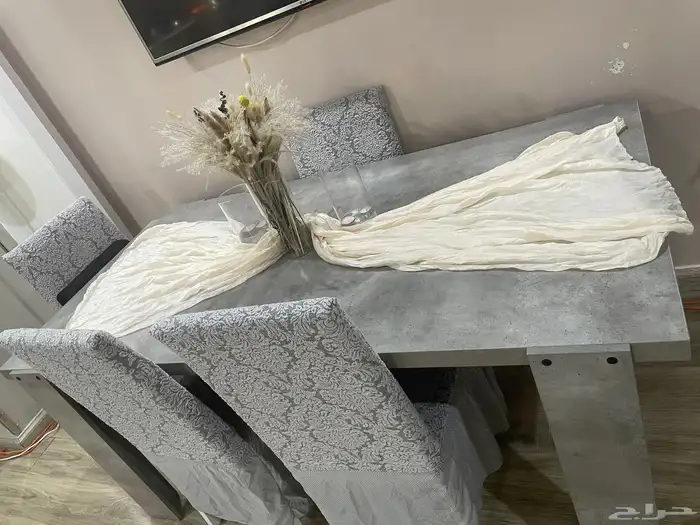 طاولة طعام تركي ب 4 مقاعد 0