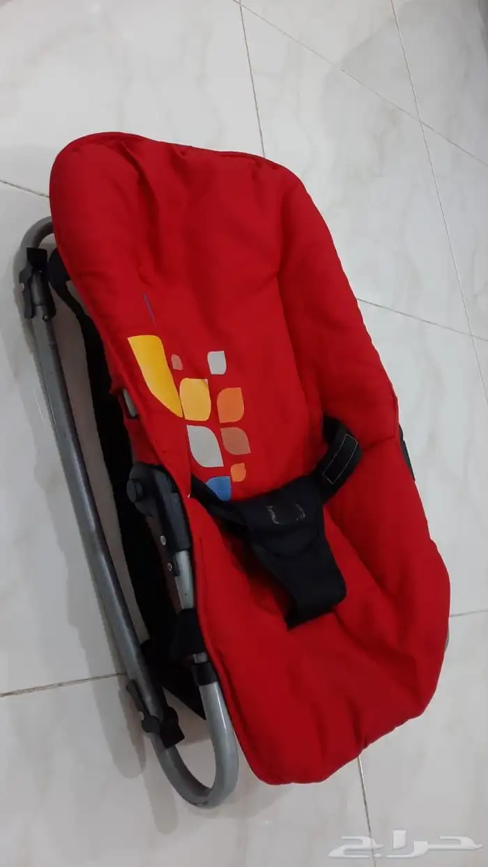 كرسي هزاز من سنتربونيت مستخدم نظيف ب80 ريال قابل للتفاوض 0