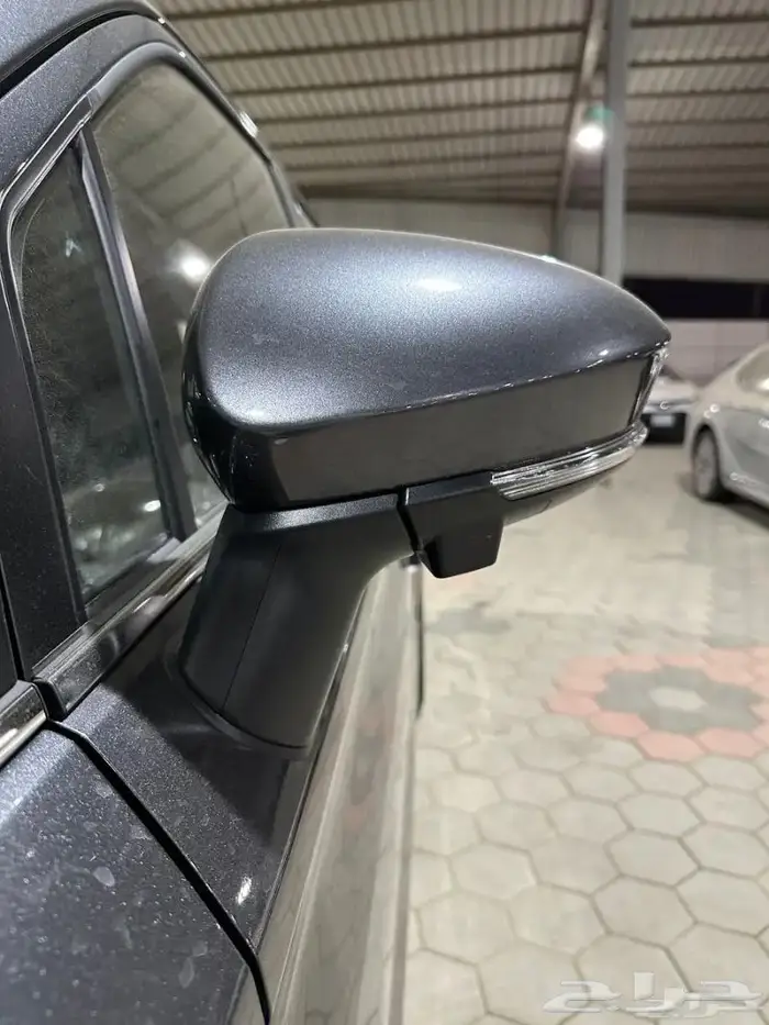 تويوتا فيلوز GLX 2025 4