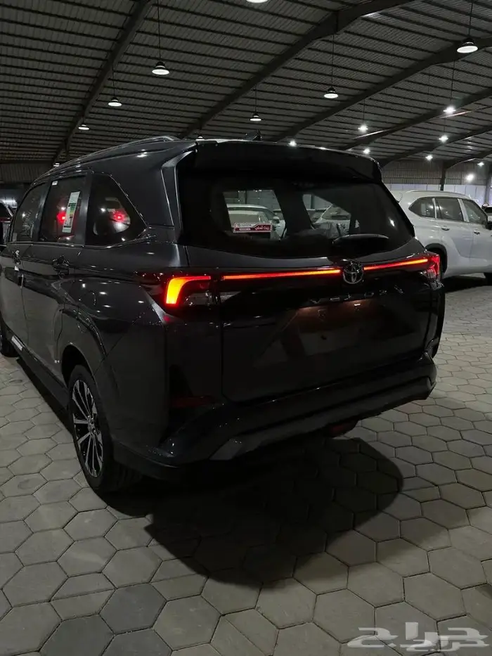 تويوتا فيلوز GLX 2025 7