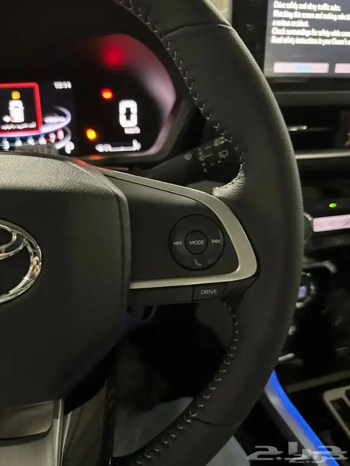 تويوتا فيلوز GLX 2025 12