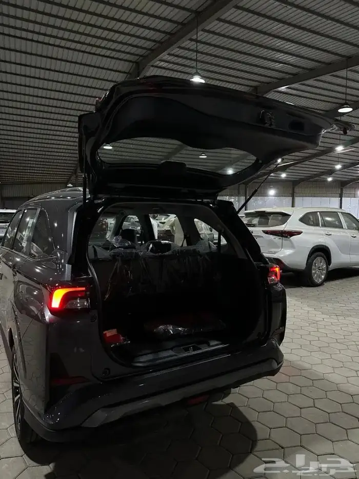 تويوتا فيلوز GLX 2025 22