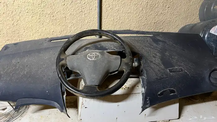 قطع يارس 2008 مستعمل 1