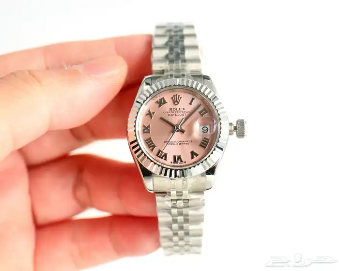 دلع يدك بأجمل ساعات العالم من متجر نايا 24