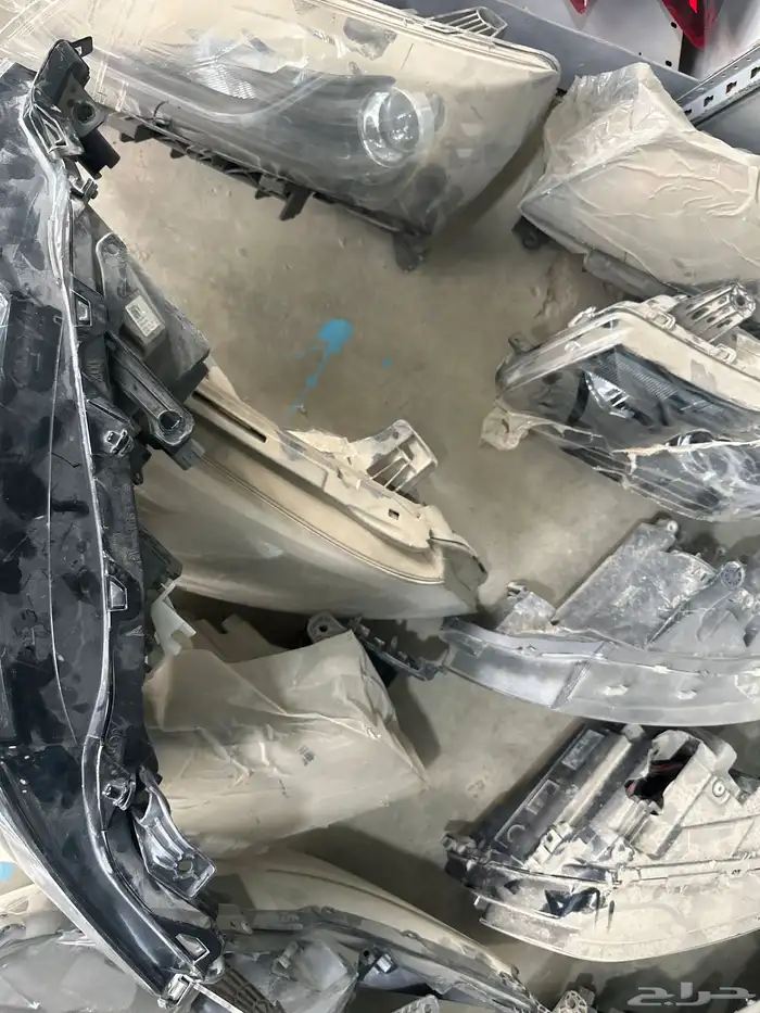 شمعه كامري 2022يسار 1