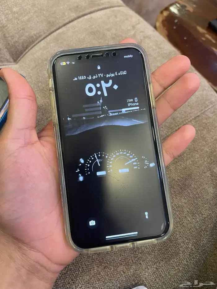 ايفون 11 اخضر للبيع 2
