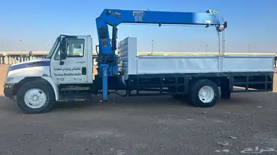 boom truck   for rent 7 ton 5