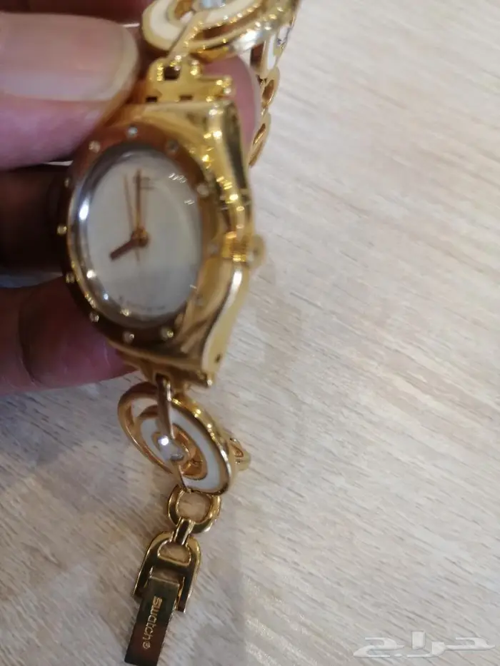 ساعة ماركة swatch للبيع 0