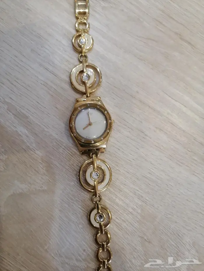 ساعة ماركة swatch للبيع 1