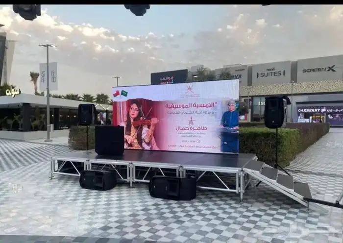 شاشات عرض عملاقه p2. p3. 0