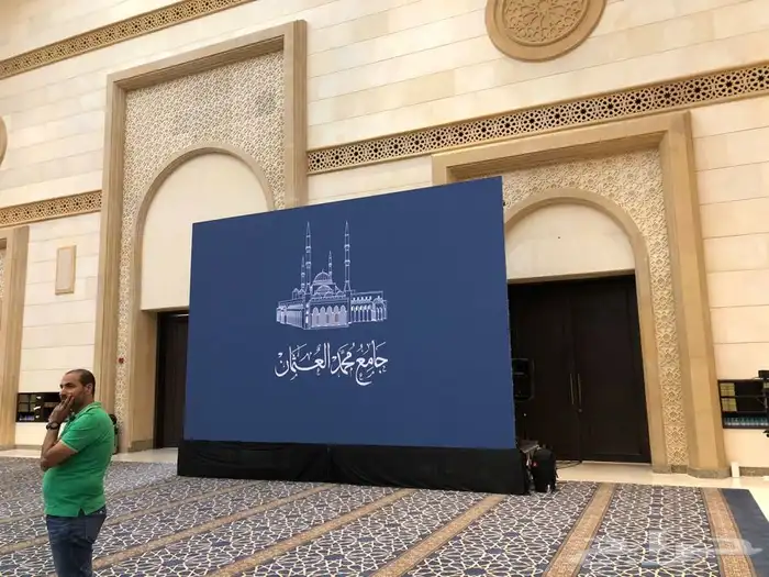 شاشات عرض عملاقه p2. p3. 9