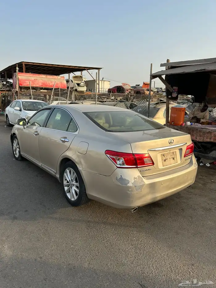 قطع غيار تشليح لكزس es350 موديل 2011 6