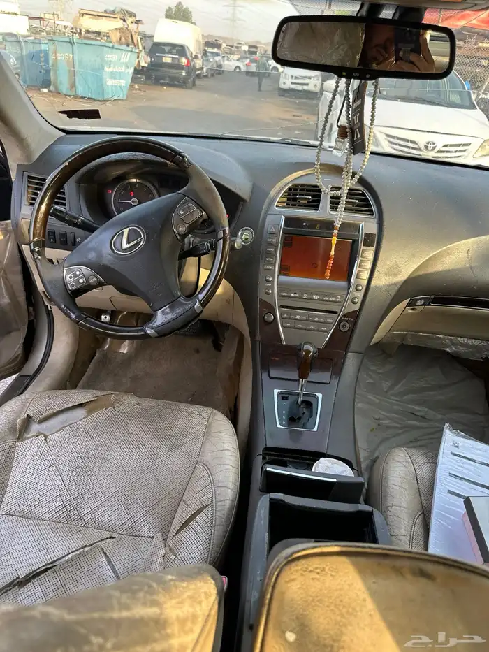 قطع غيار تشليح لكزس es350 موديل 2011 11