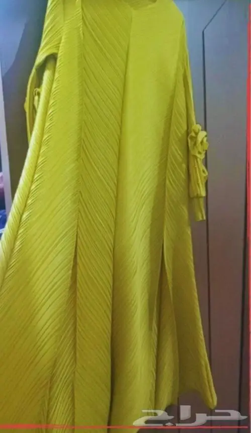 فستان جميل وحذاء للبيع 1