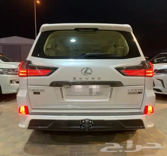 لكزس LX570 بلاك اديشن 2019 5