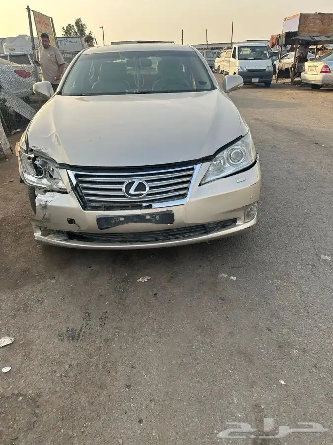 لكزسEs350 مديل 2011 3
