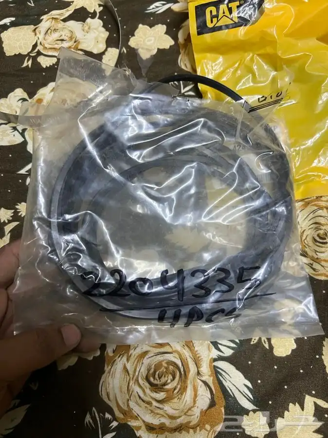 قطع معدات للبيع اصلي وكاله 12