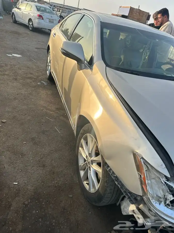 لكزسEs350 مديل 2011 4