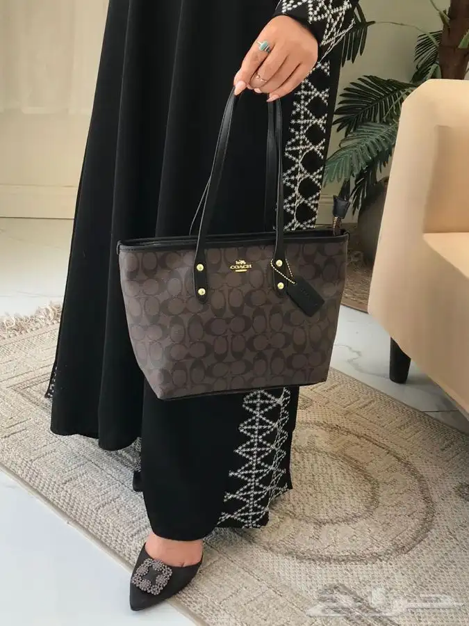 ماركات رجاليه ونسائيه درجه اولى التوصيل داخل الدمام مجانا 76