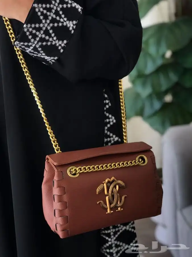 ماركات رجاليه ونسائيه درجه اولى التوصيل داخل الدمام مجانا 15