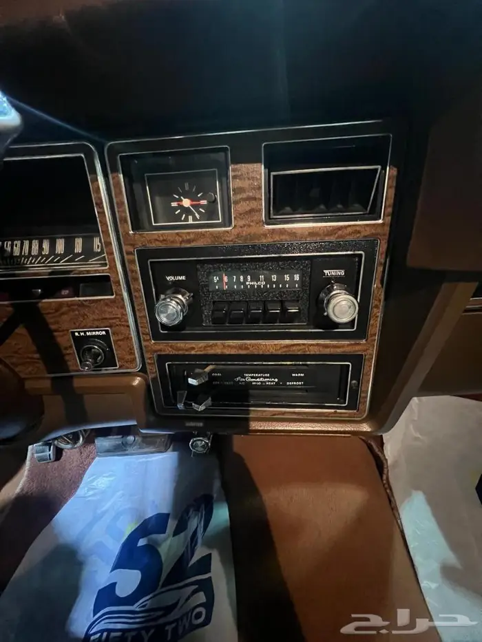 فورد 8 سلندر موديل 1974 عداد 84000 علي السوم 8