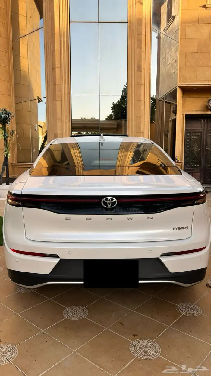 تويوتا كراون بريميوم موديل 2023 8