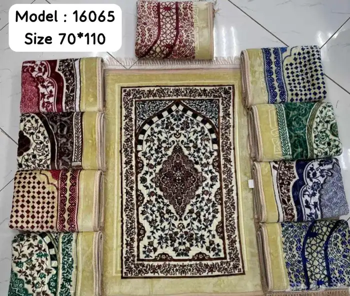 نوفر هدايا حاج   سجاد   اطقم   هدايا 0