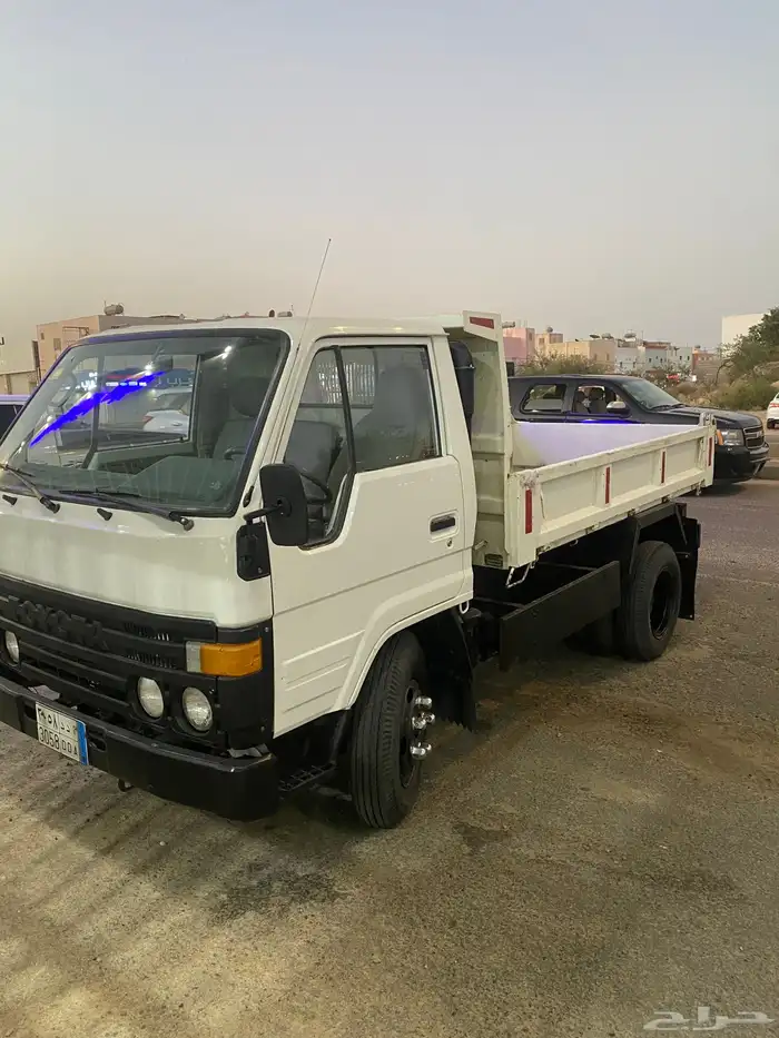 للبيع قلاب تايوتا 92 0